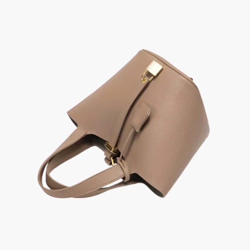 Leather bucket bag with lock - MILOÉ