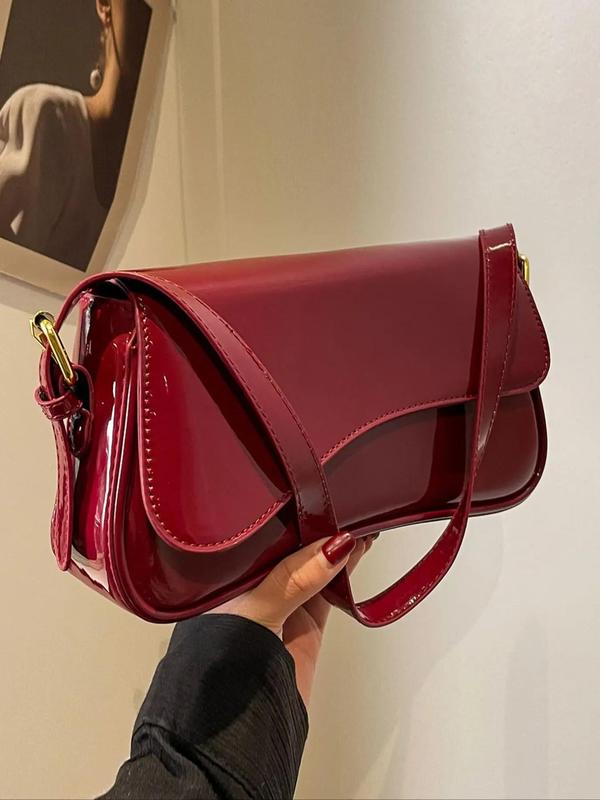 Velora Glossy Shoulder Bag - MILOÉ